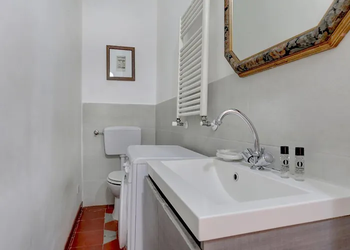Charming Colosseum Apartment Rom